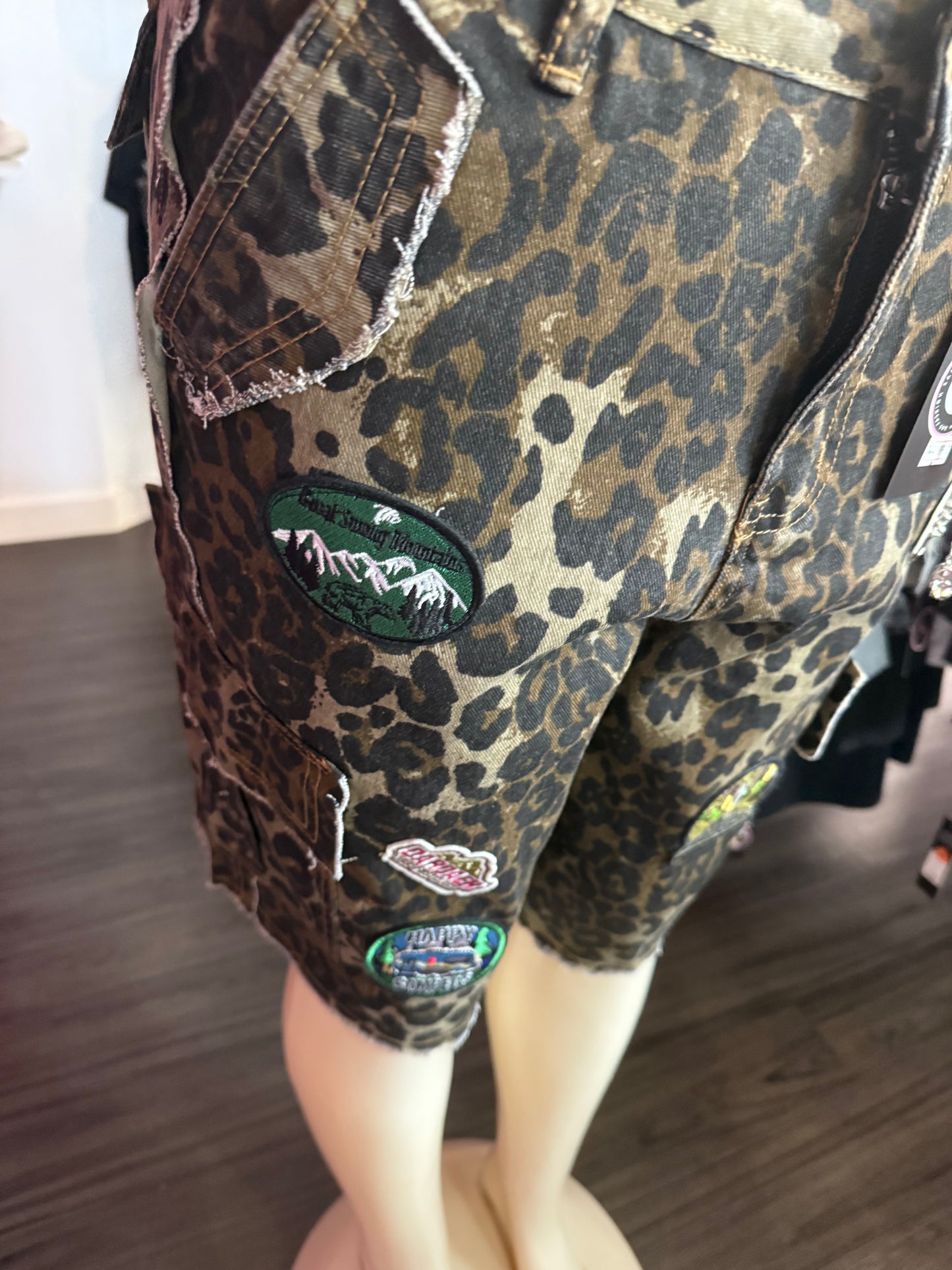 Exotic leopard patch jhorts